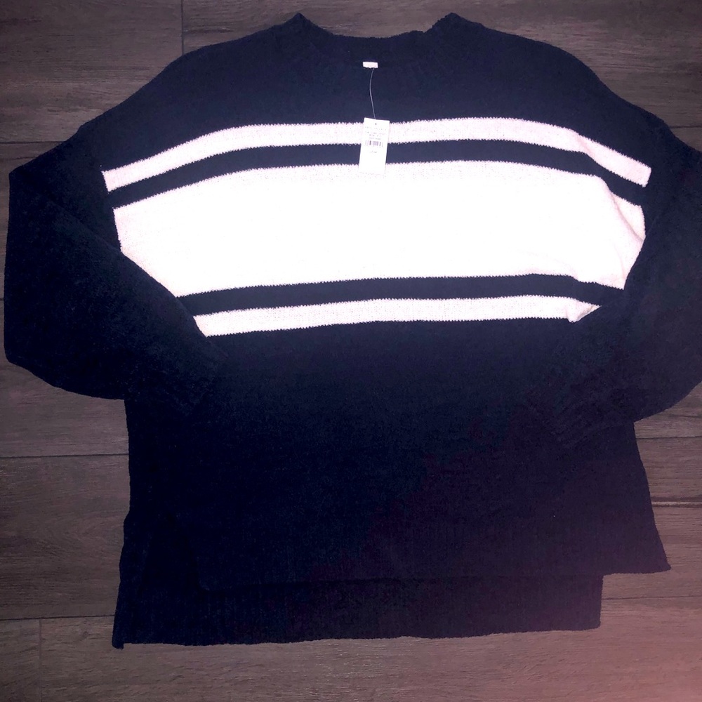American Eagle oversized sweater - NWT